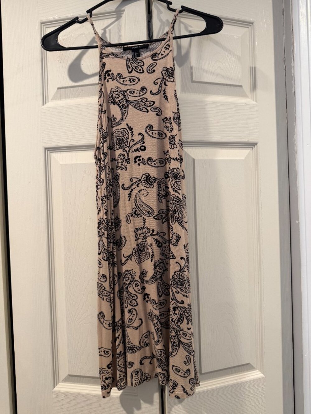 Forever 21 Tan & Black Paisley Print Maxi Dress XS